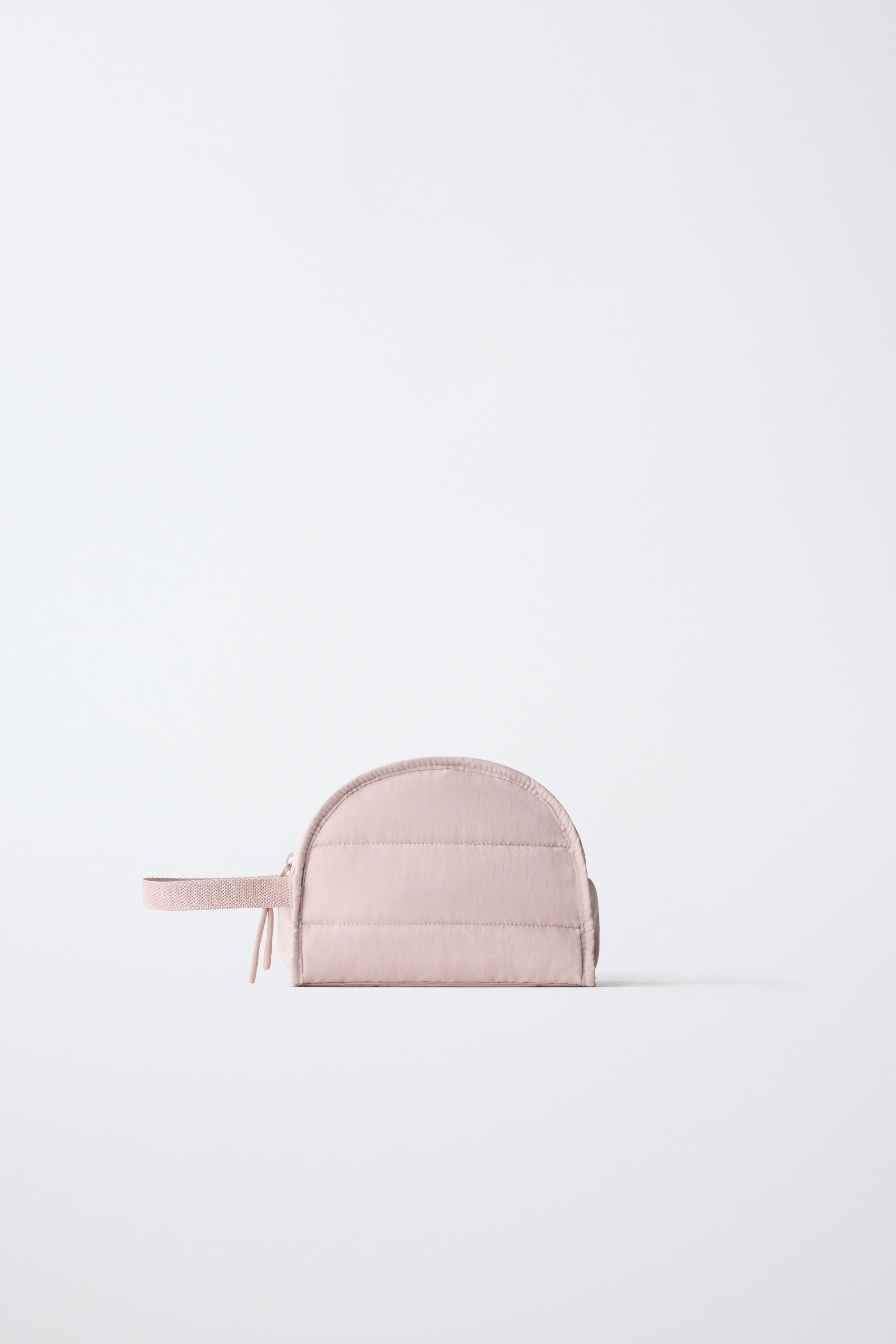 QUILTED TOILETRY BAG